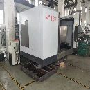 出售:2013年台湾高峰1370数控铣床，三轴硬轨，BT50齿轮头6000rpm.