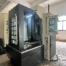 佳瑞特8070雕铣机，新代系统，安川电机驱动，ER32主轴，24000转.